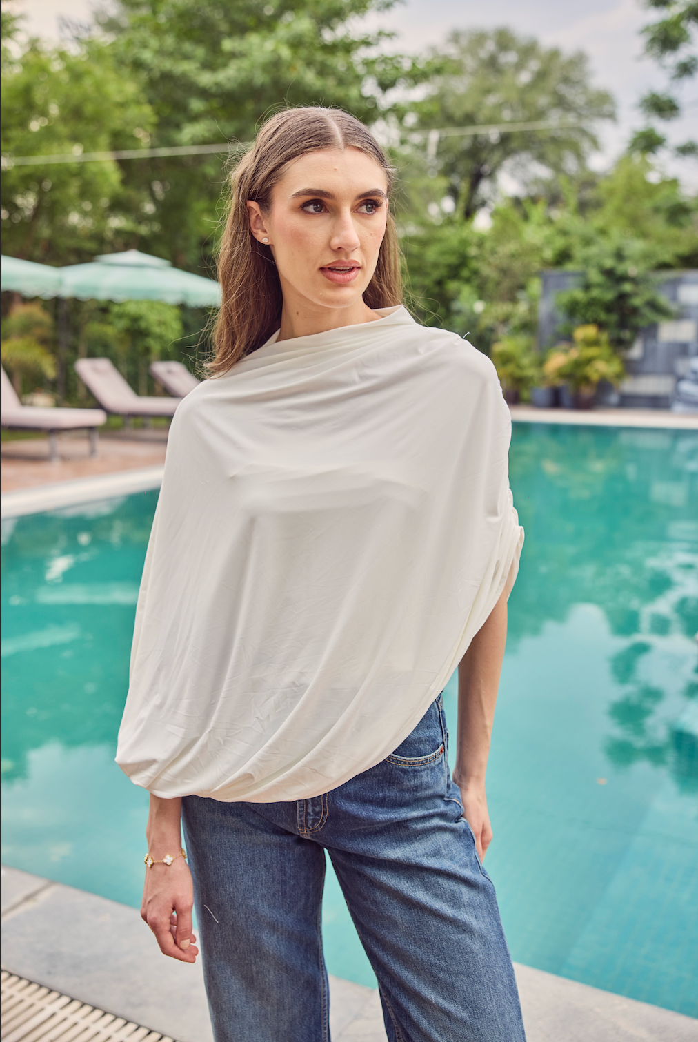 Soft Queen Drape