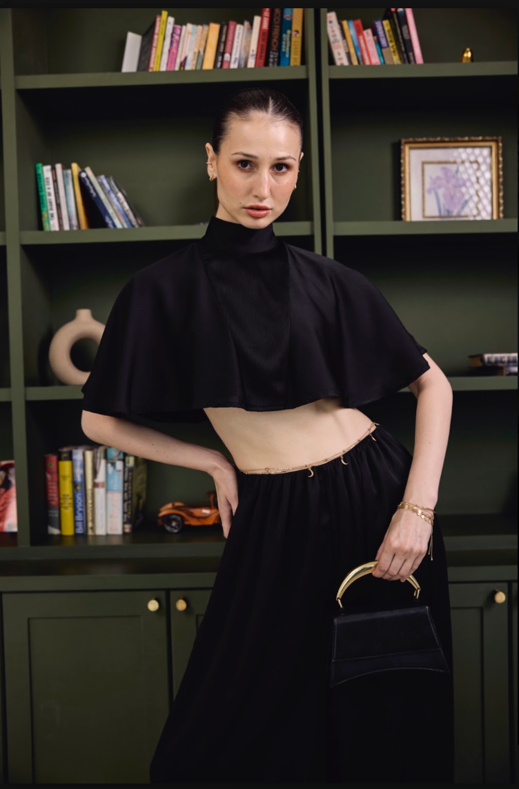 Noir Cape Top